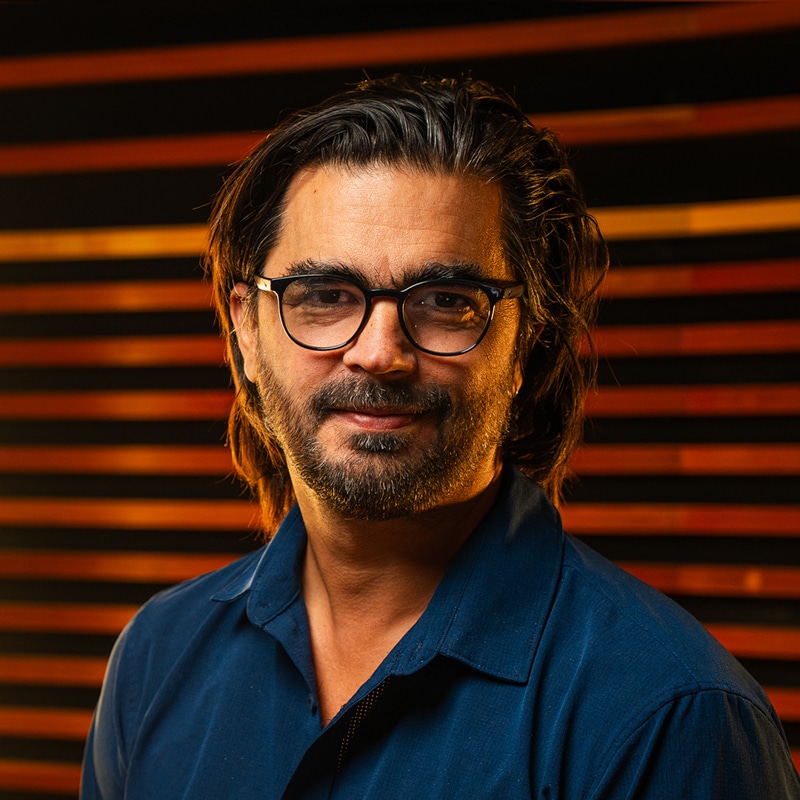 Headshot of Jorge Variego