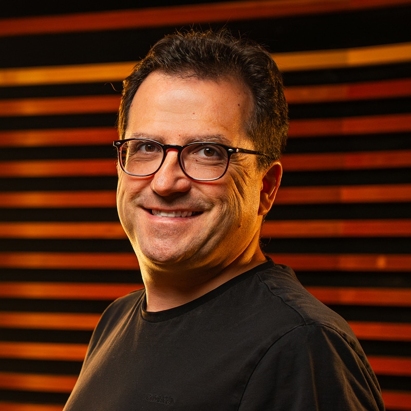 Headshot Miroslav Hristov