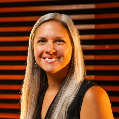 Headshot of Melinda Crecelius-Lanham
